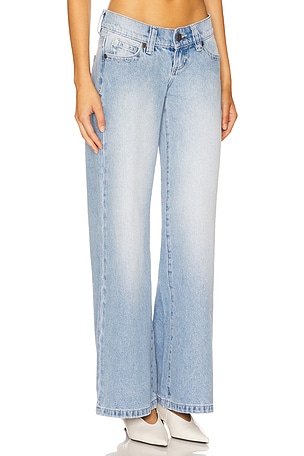 Abrand 00 Wide Jeans in Blue. Size 34. Also