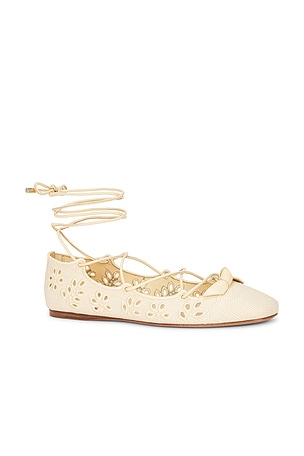 Alexandre Birman Alexandre birman zapato plano clarita en color crema talla 40 en Creamy - Cream