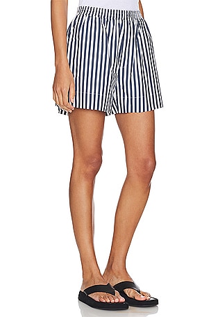 AEXAE Shorts in White