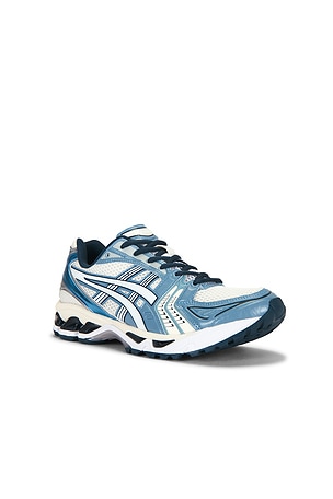 Asics Gel-Kayano 14 in Blue