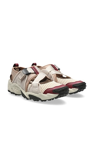 Asics Gel-Filimy Sneaker in Burgundy