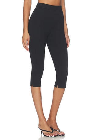ALIGNE Savannah Pedal Pusher Trousers in Black