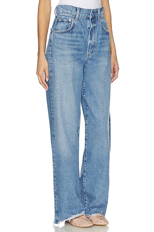 AOroe pierN/A ancha lyonne en color azul