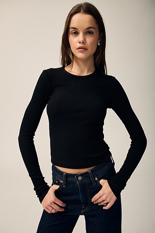 Alma Shrunken Crew Neck Tee AGOLDE