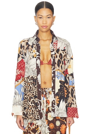 Anastasia Shirt Agua Bendita