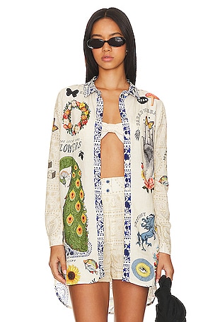 CAMISA ENFEITADA COM CRISTAL Agua Bendita