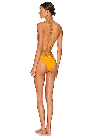 x REVOLVE Kali One Piece Agua Bendita