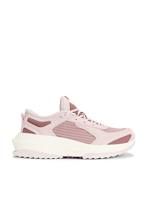 Jogger Sneaker APL: Athletic Propulsion Labs