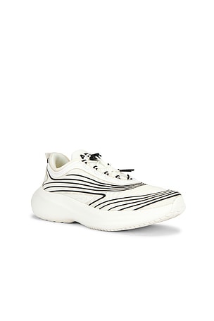 Veil Sneaker APL: Athletic Propulsion Labs