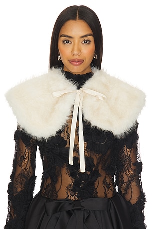 Faux Fur Collar AKNVAS
