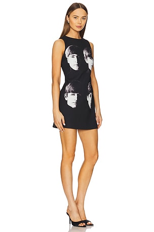 Alice + Olivia Clyde Fitted Shift Dress in Black