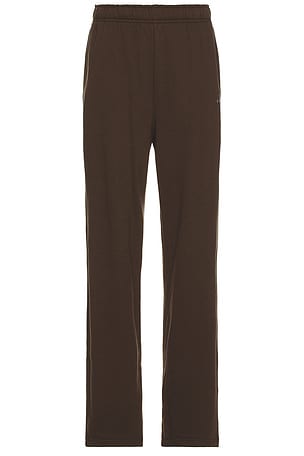 Accolade Straight Leg Sweatpant alo