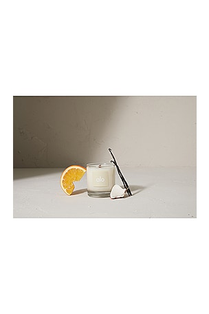 alo Alo Love 8oz Candle in Tuberose