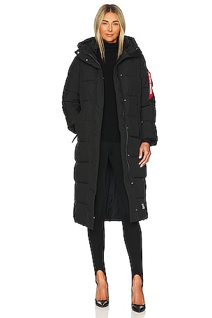 SIERRA 파카ALPHA INDUSTRIES$300