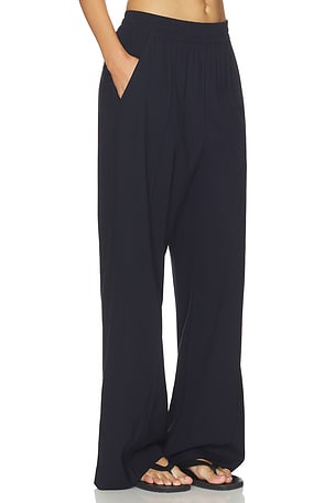 A.l.c. pantalón pierN/A ancha travis en color azul mareno