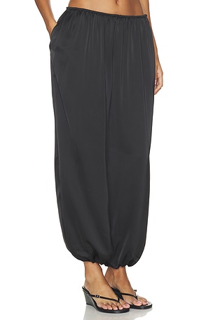 Amanda Uprichard PANTALON TORRIE en Noir