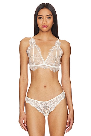 Thistle And Spire Cirsi Strapless Bra In Cordial