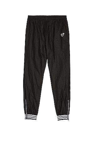 humanmade adidas 5P パンツ adidas x HUMAN MADE Tyvek Track Pants in Collegiate Navy in Black