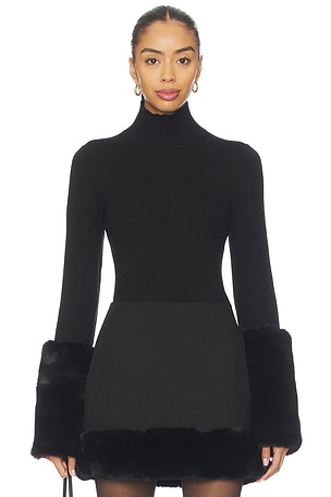 Mountain Cuff Turtleneck Apparis