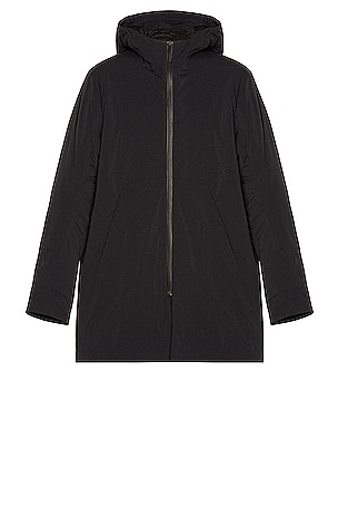 Veilance Mionn IS Coat in Black REVOLVE