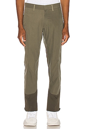 Veilance Apparat Pant in Loden | REVOLVE