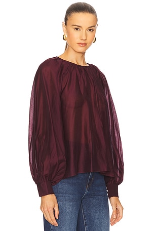 ASTR the Label Reyen Top in Wine