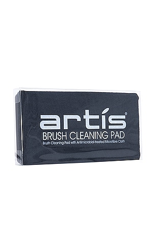 КИСТОЧКА ДЛЯ МАКИЯЖА ESSENTIAL Artis