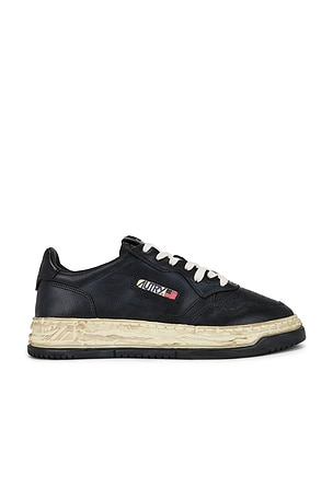 x Maison Mihara Yasuhiro General Scale Medalist Sneaker Autry