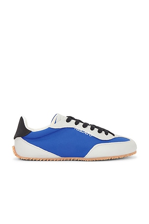 Daze Runner Axel Arigato