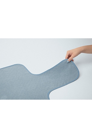 bala The Reformer Towel in Sea