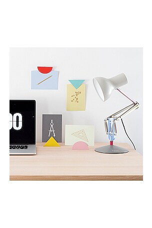 Block Design Semi Circle Geometric Photo Clip in Pink