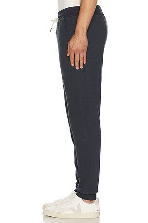 Barefoot Dreams Waffle Thermal Jogger in Navy. Size XL/1X. Also