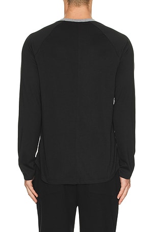 Barefoot Dreams Triblend Henley in Black