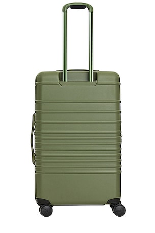 BEIS BEIS The Medium Check-In Roller in Olive in Olive