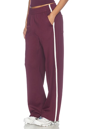 That Tracks Pant Beyond Yoga