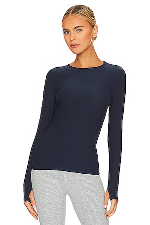 Featherweight Classic Top Beyond Yoga