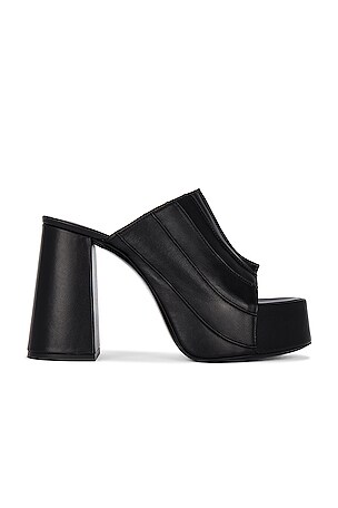【送料&関税込】BY FAR brad Mules BY FAR Brad Mule in Black | REVOLVE