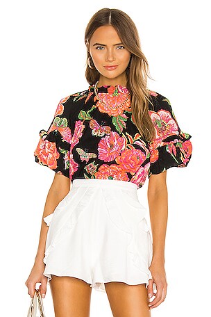 Marie Top Banjanan