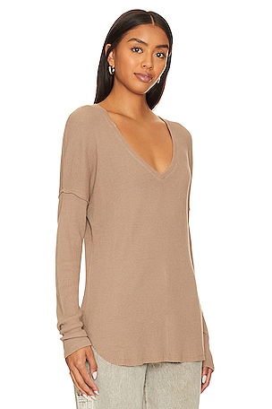 Bobi V Neck Long Sleeve Top in Brown