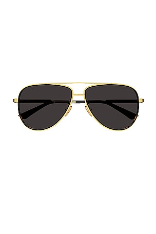 Light Ribbon Pilot SunglassesBottega Veneta$378