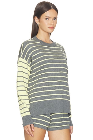 BEACH RIOT PULL CALLIE en Gris