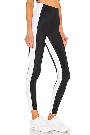 BEACH RIOT Colorblock Legging in Black & White