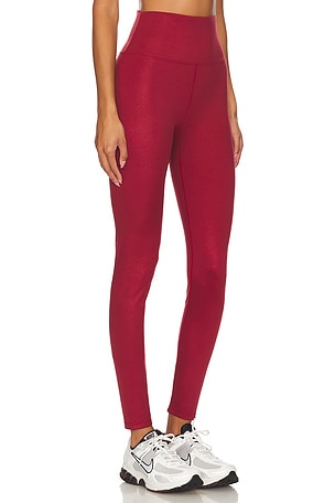 BEACH RIOT Piper Legging in Wine