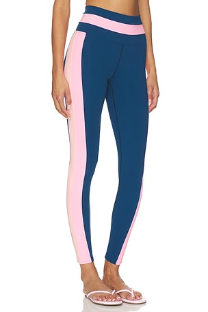 BEACH RIOT Mariella Legging in Navy,Pink