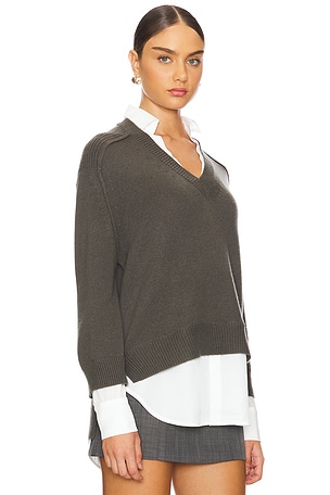 Brochu Walker V-neck Layered Pullover in Green