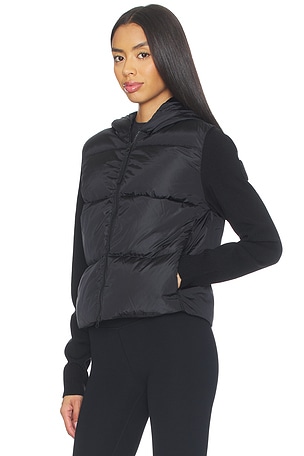 Canada Goose Hybridge Wide Quilt Knit Hoodie in Black