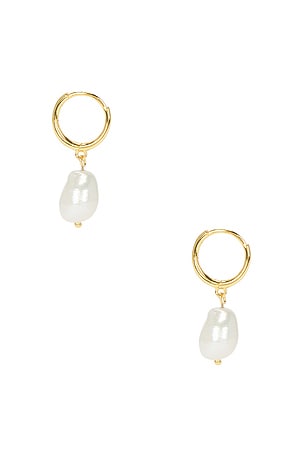 Casa Clara Rainy Pearl Mini Hoops