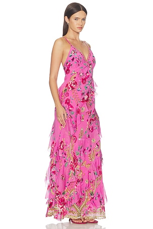 Camilla vestido lencero asymmetrical ruffle slip dress en color rosado