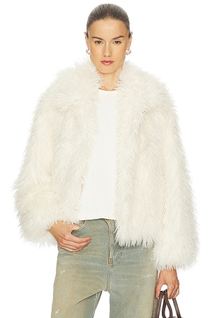 Geraldine Coat Cinq a Sept