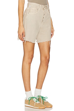 Citizens of Humanity Marlow Long Vintage Short in Beige